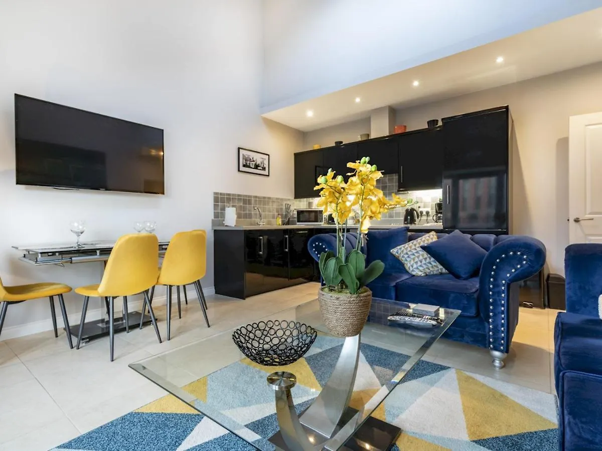 벨파스트 Pass The Keys Luxury Living Cathedral Quarter Cafes Bars 아파트