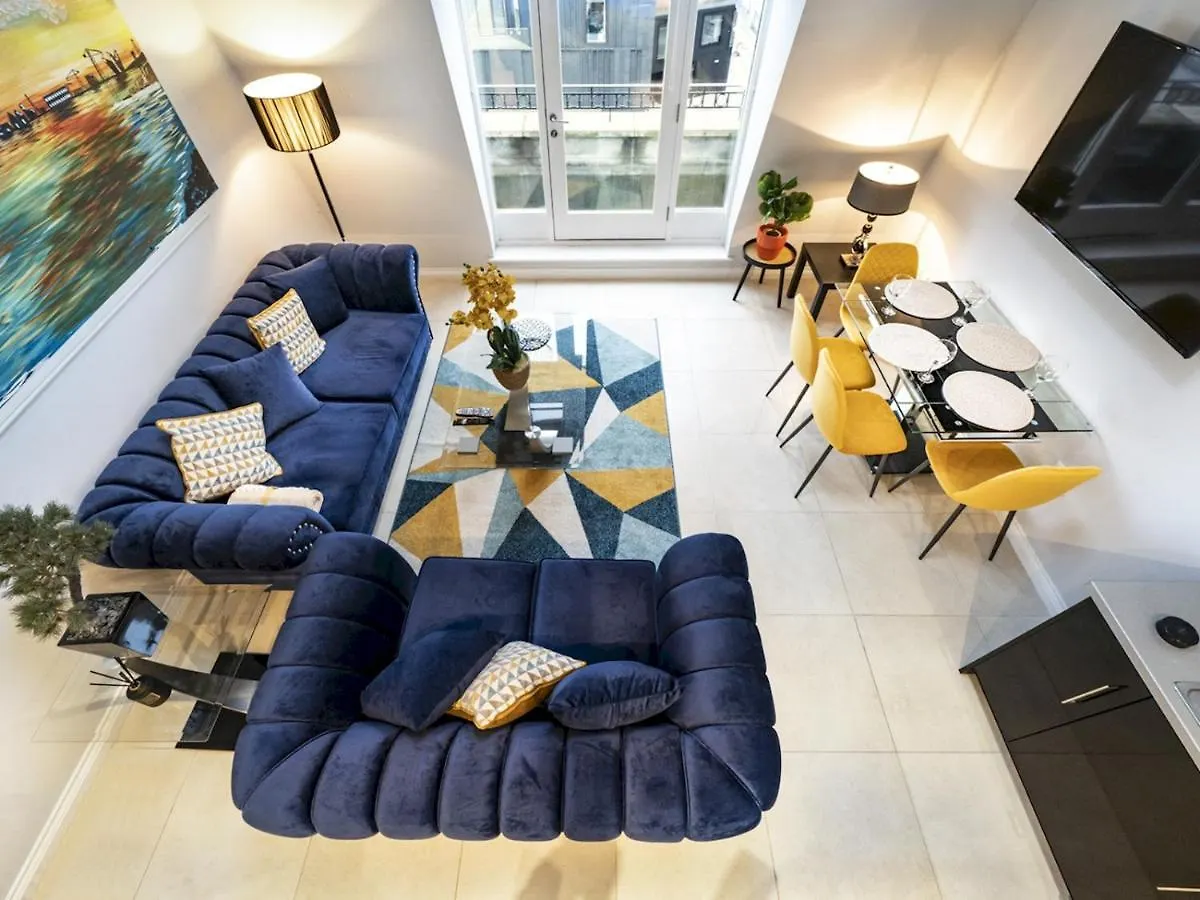 벨파스트 Pass The Keys Luxury Living Cathedral Quarter Cafes Bars 아파트 영국