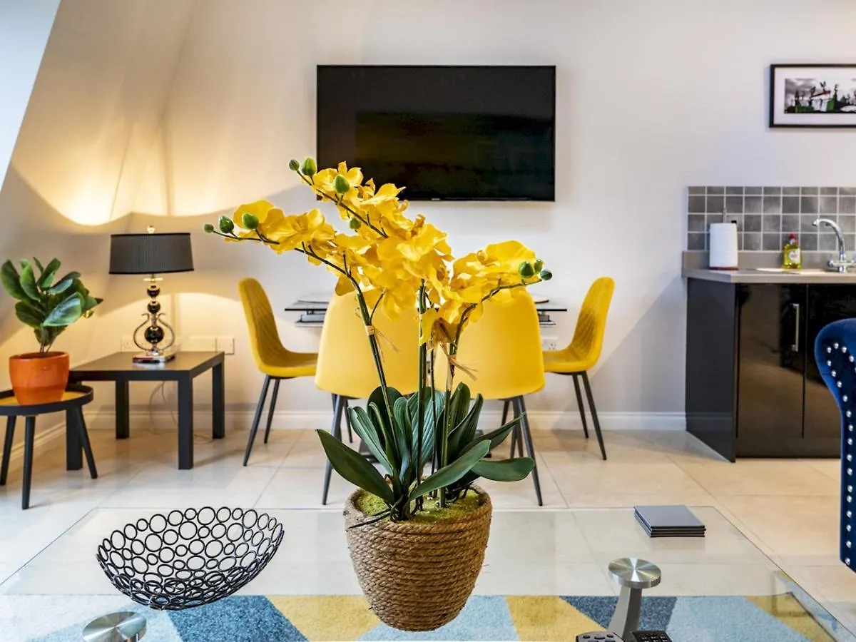 벨파스트 Pass The Keys Luxury Living Cathedral Quarter Cafes Bars 아파트